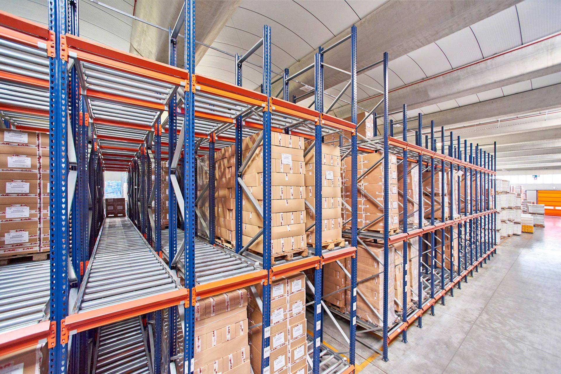 The depth of pallet flow rack channels depends on the number of pallets to be stored