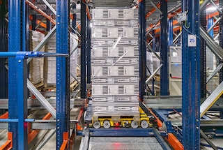 The multi-directional shuttle moves within the racking