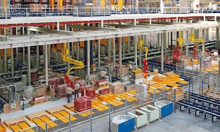 Automated picking for fast deliveries Automated picking for fast deliveries