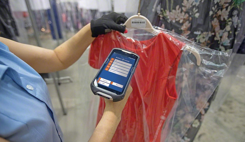 Discrete order picking is optimal in facilities with low product turnover