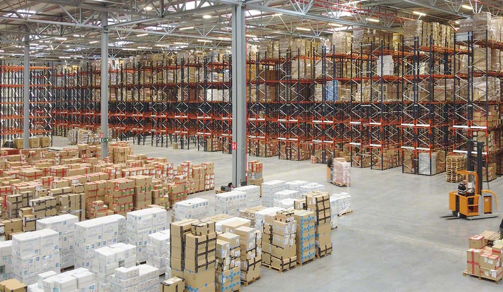 The purpose of distribution channels is to guarantee the delivery of goods to customers