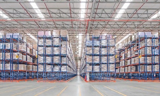 Double-deep pallet racking optimises storage space