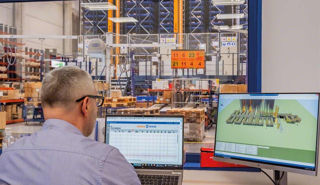 A WMS optimises inventory planning by coordinating stock levels