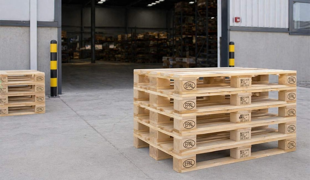 Pallet grades classify recycled pallets according to condition, repairs and structural quality