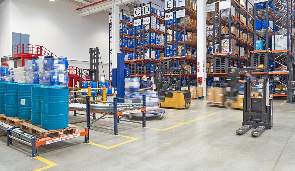 Pallet flow racking streamlines the movement of goods