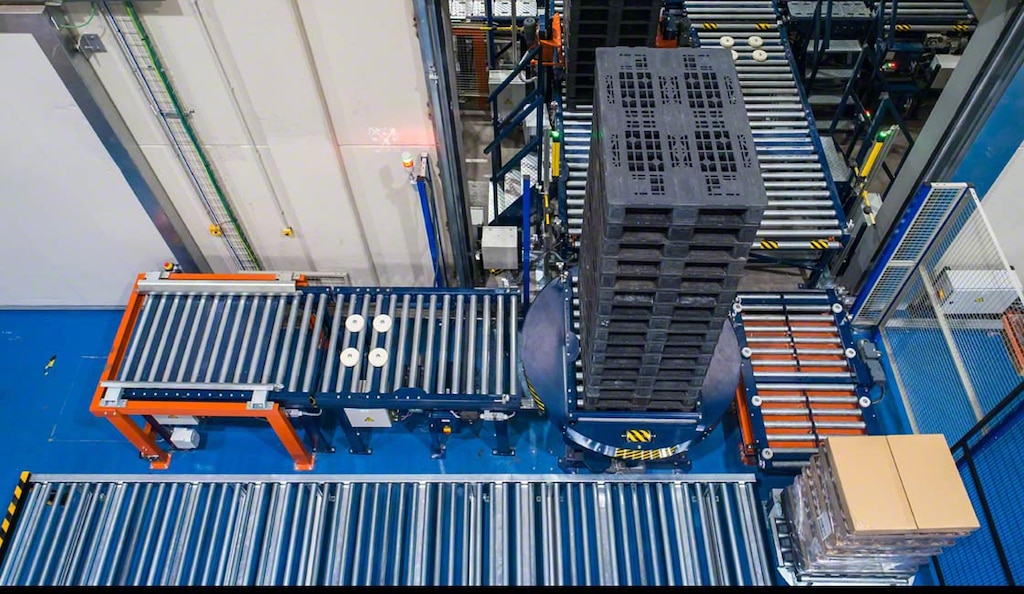 Plastic can also be repurposed to create new pallets, offering an eco-friendly alternative