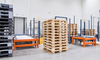 Pallet recycling lowers companies’ environmental impact and carbon footprint
