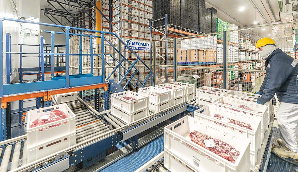 Perishable goods can arrive at a regional warehouse in the morning and reach their destination before the end of the day