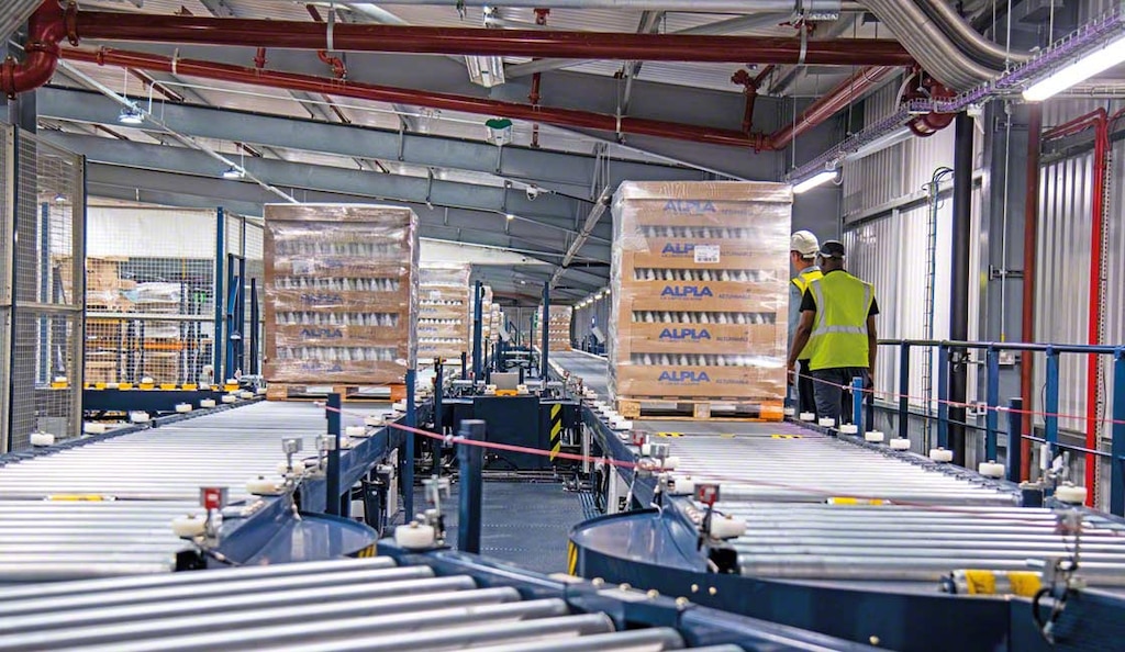 Automated conveyors eliminate shunting to a large extent
