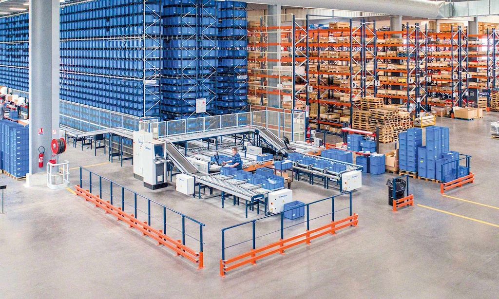 The 5S methodology helps maintain a clean and organised warehouse
