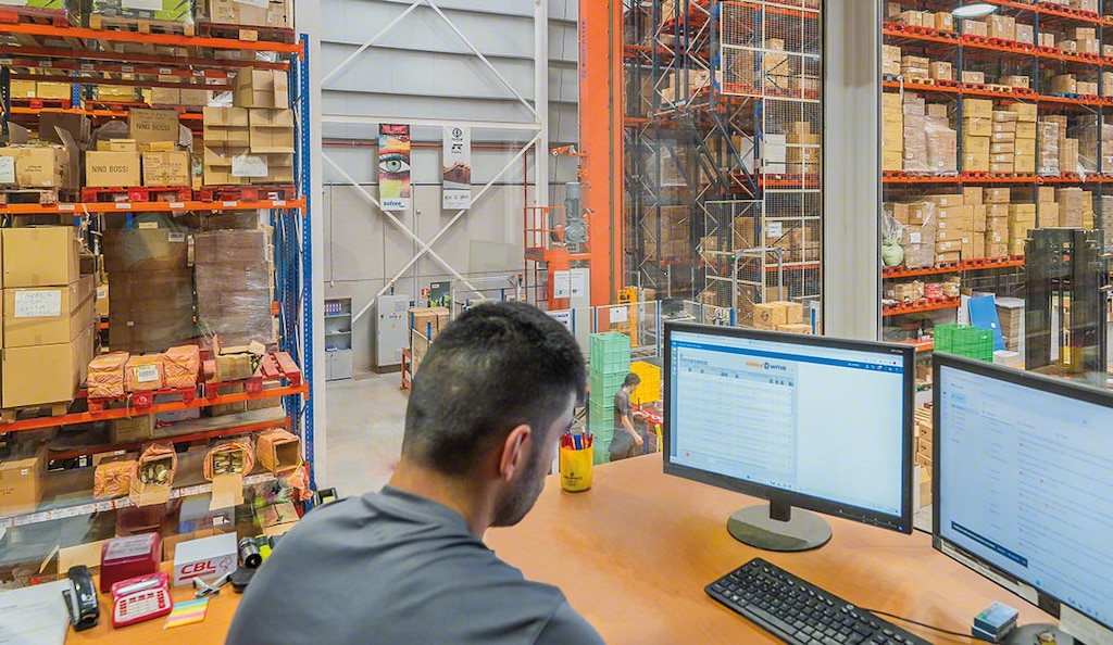Warehouse management software facilitates detailed traceability control