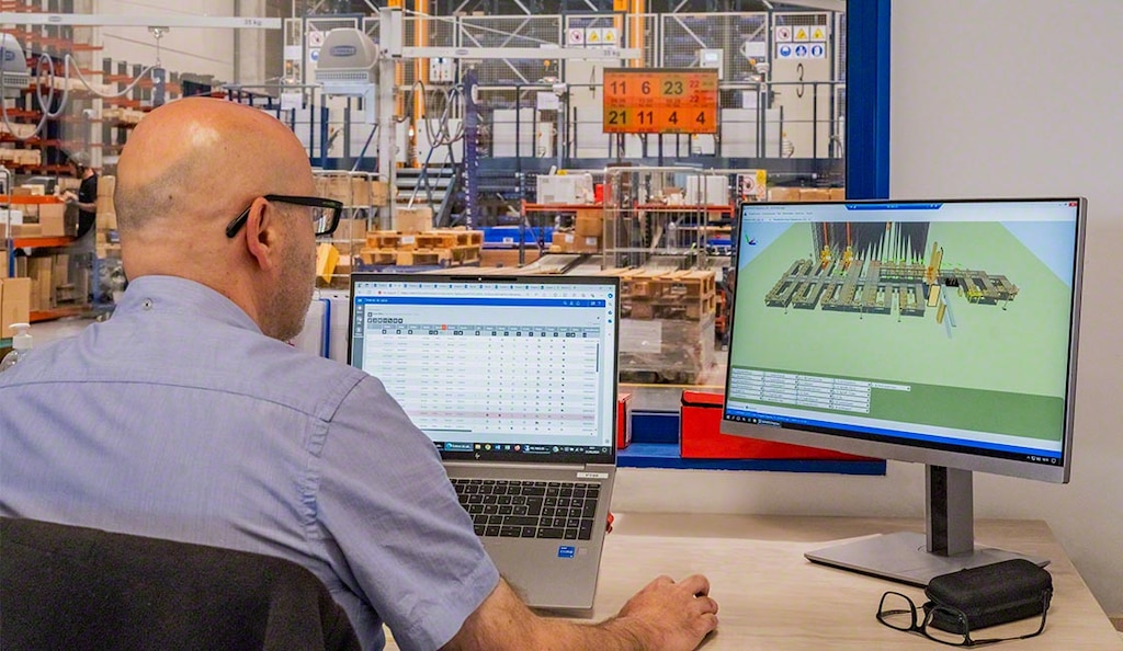 The Easy WMS warehouse management system maintains inventory control