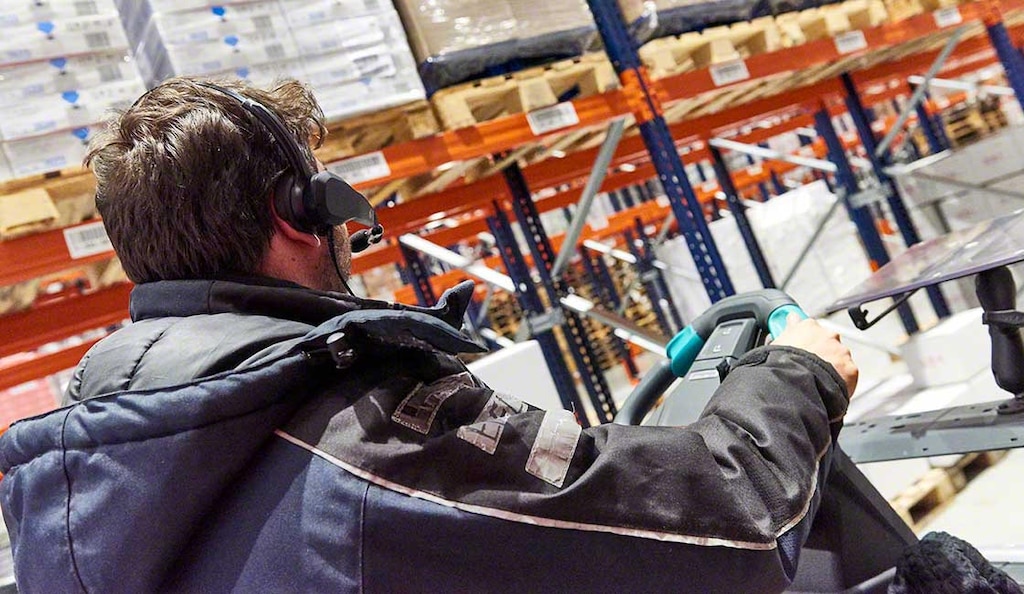 Glove barcode scanners are an ideal hardware solution when integrated with a WMS