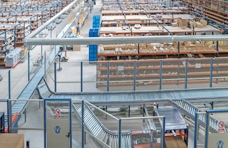 Box conveyors help connect different areas of a facility