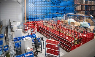 Fortwenger adapts its two omnichannel warehouses to ship 500 orders a day