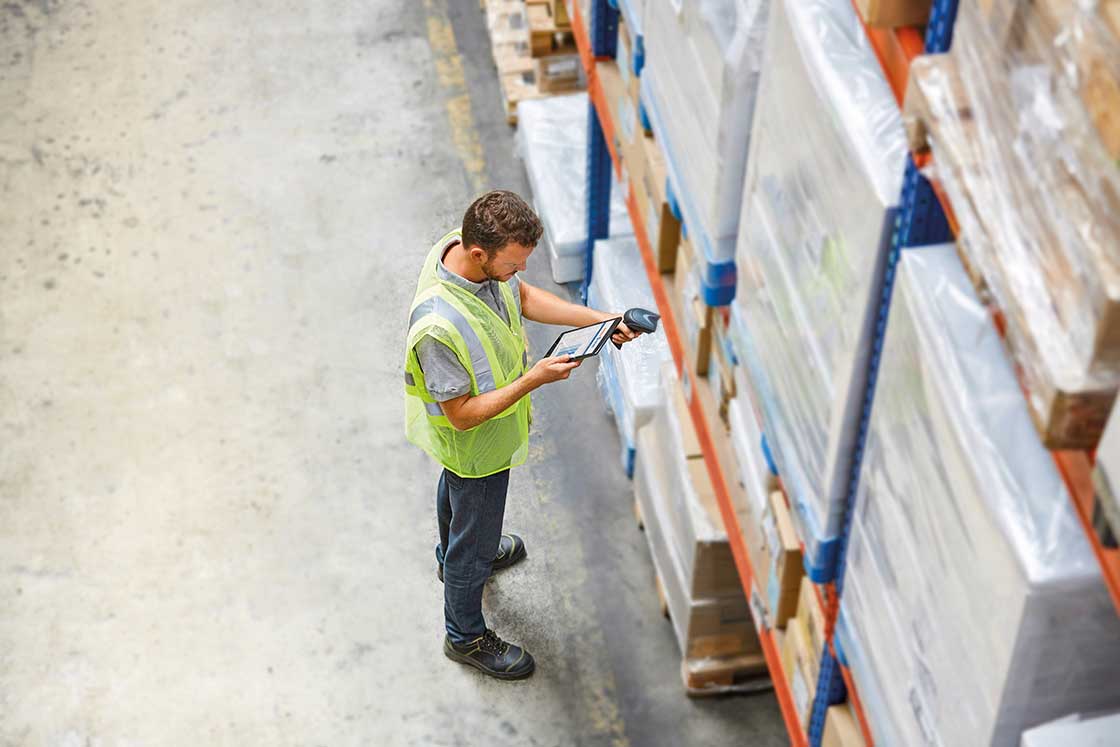 The Mecalux software transforms thousands of data points into actionable insights The Mecalux software transforms thousands of data points into actionable insights