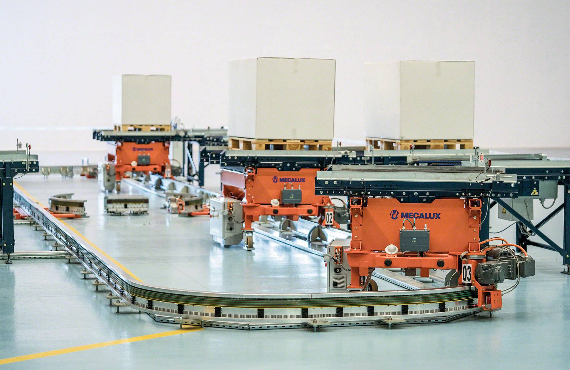Electric Monorail Conveyor System Mecalux Electric Monorail Conveyor System Mecalux