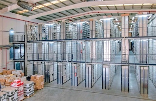 Raised walkways can be installed with M3 lightweight warehouse racking to access upper levels