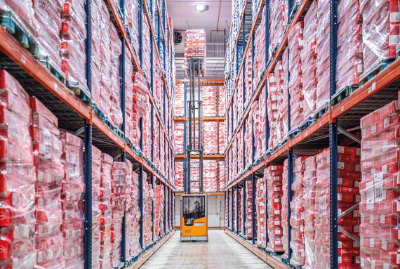 Moving racks are perfect for cold-storage and freezer warehouses