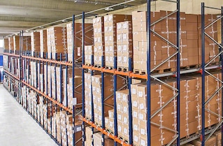 Pallet flow racking is a storage system with many advantages