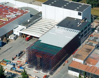 Rack supported warehouses make the most of available surface area