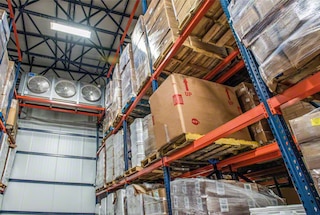 Clad rack warehouses can house cold and freezer stores