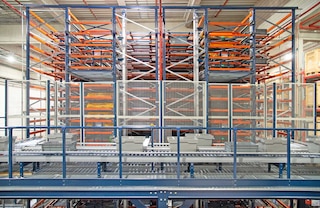 The automated warehouse Shuttle System optimises space utilisation