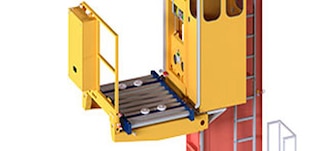 The on-board conveyor is the extraction system for stacker cranes that work with pallet flow racking
