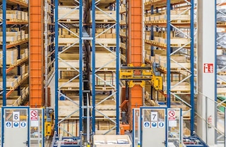 Automated trilateral stacker cranes boost warehouse productivity