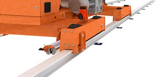 Lower rail in an aisle with an automatic trilateral stacker crane