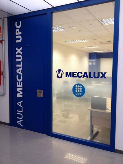 The Mecalux UPC classroom offers new courses