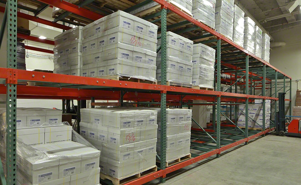 College of DuPage has optimised its warehouse space