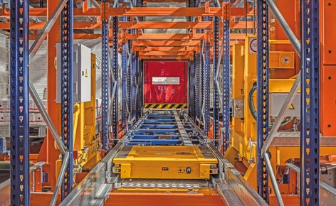 How to combine automated and manual storage systems to get the maximum performance from a cold-storage How to combine automated and manual storage systems to get the maximum performance from a cold-storage